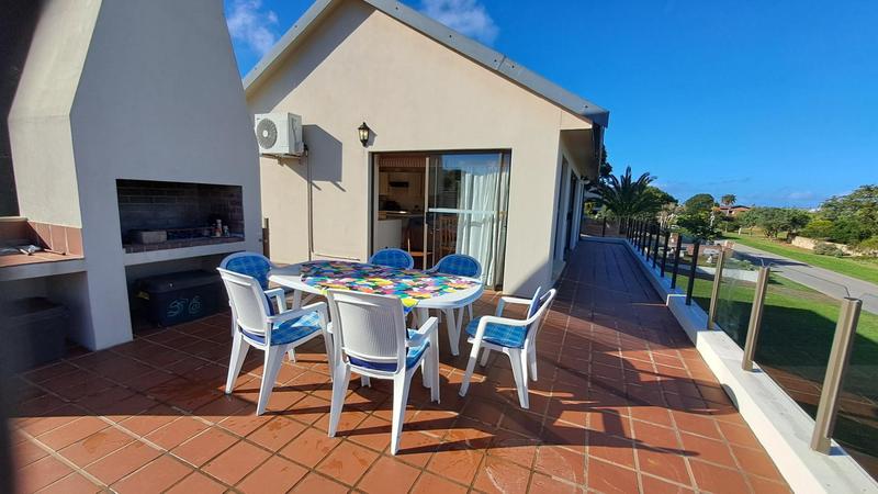 4 Bedroom Property for Sale in Stilbaai East Western Cape